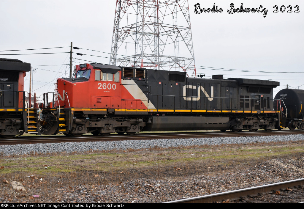 CN 2600